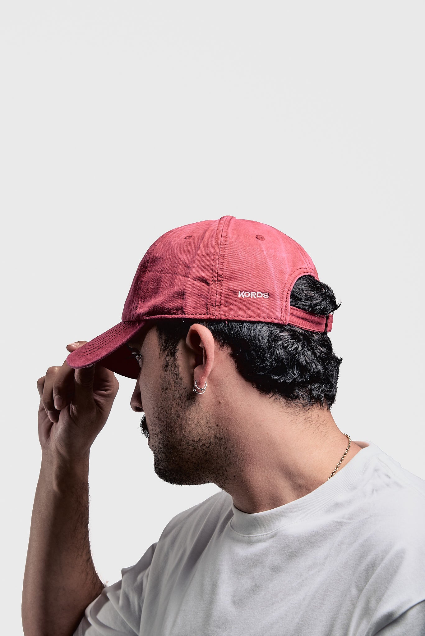 Gorra clásica Roja – Nube bordada