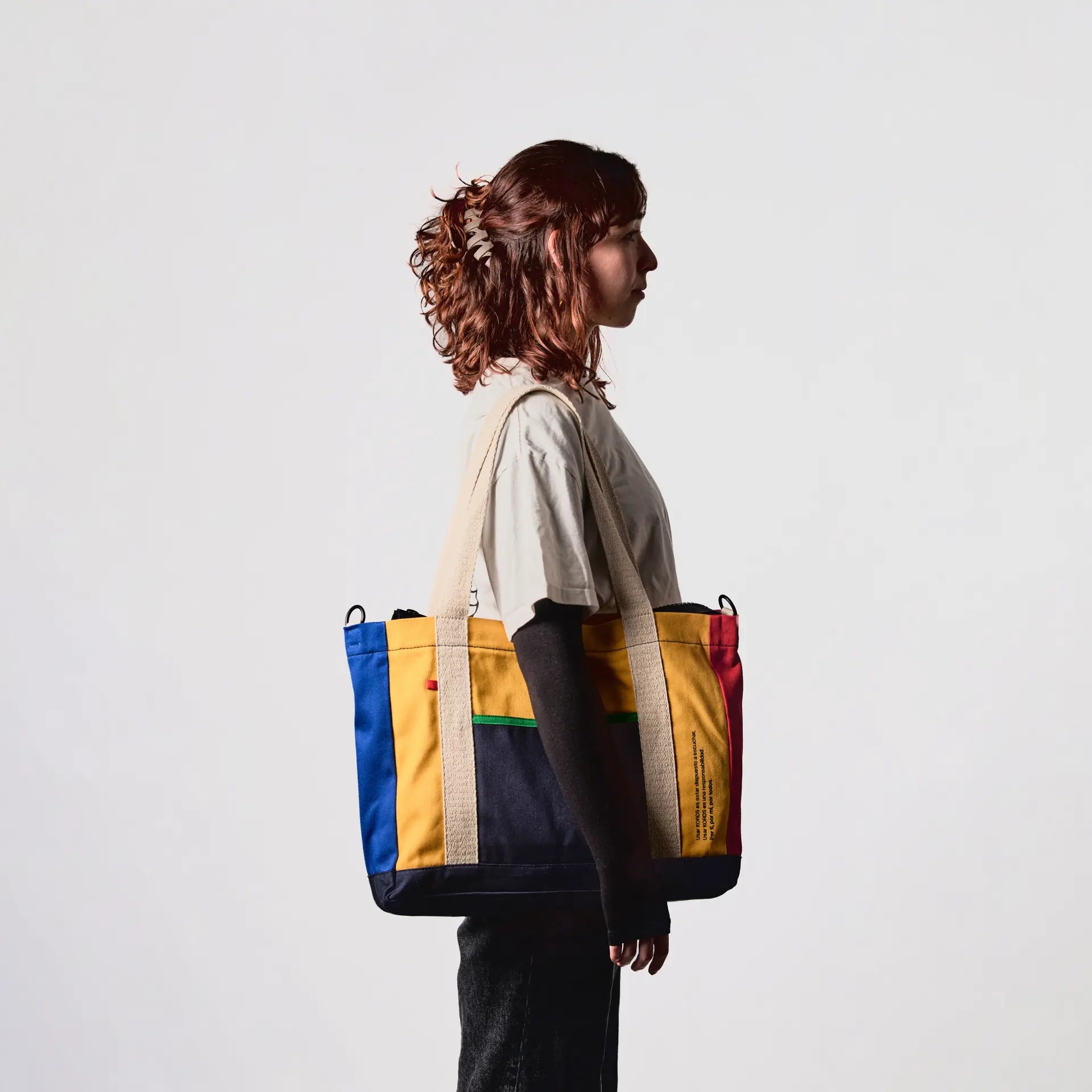 Tote Bag Íconos ARA - Amplia, práctica y segura