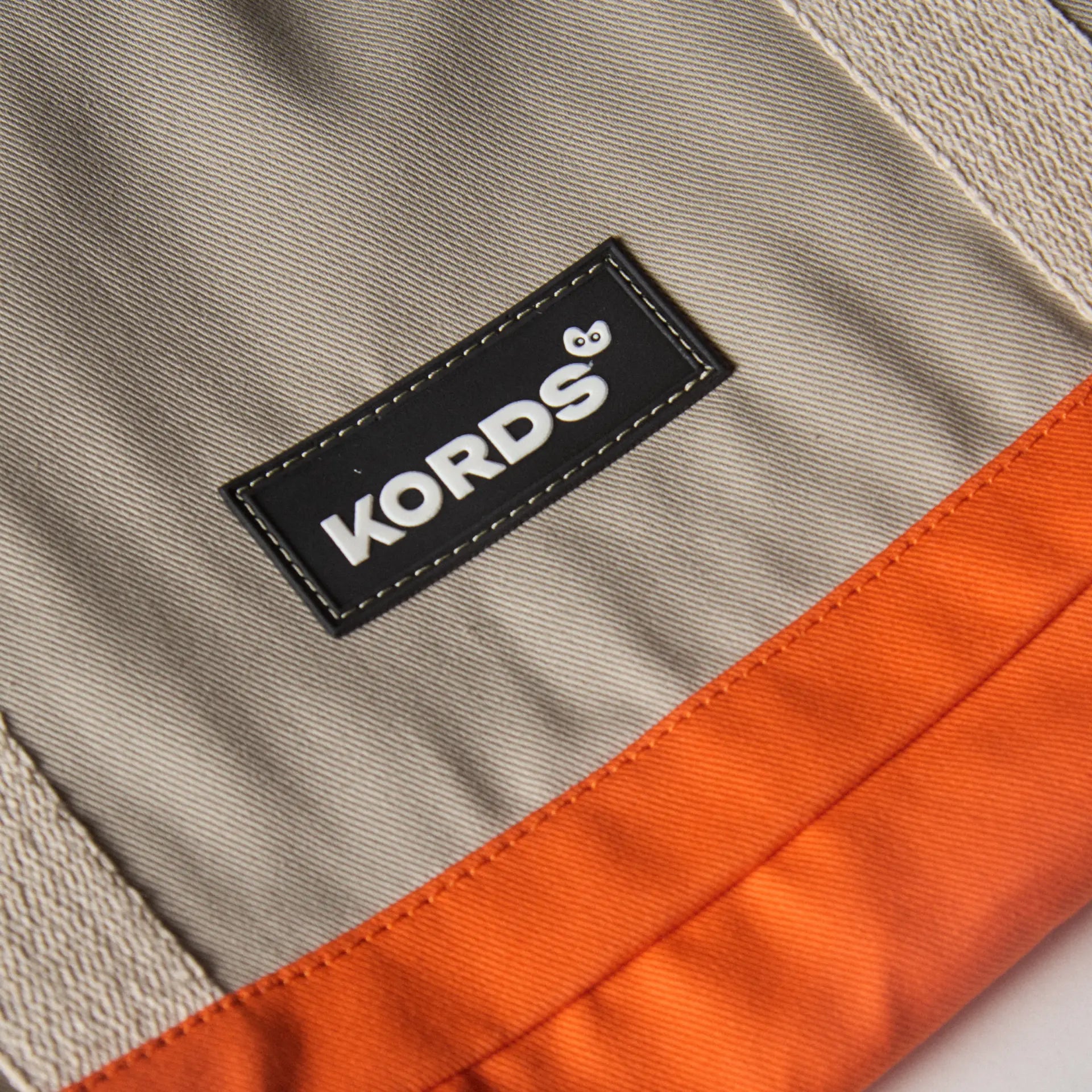 Tote Bag Íconos BNA - Amplia, práctica y segura