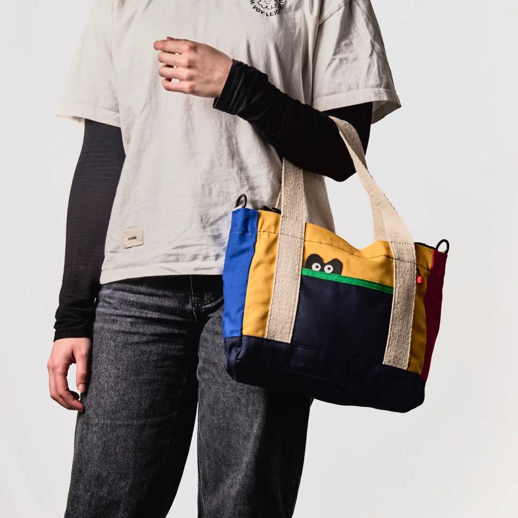 Mini Tote Bag Íconos ARA - Compacta, segura, icónica
