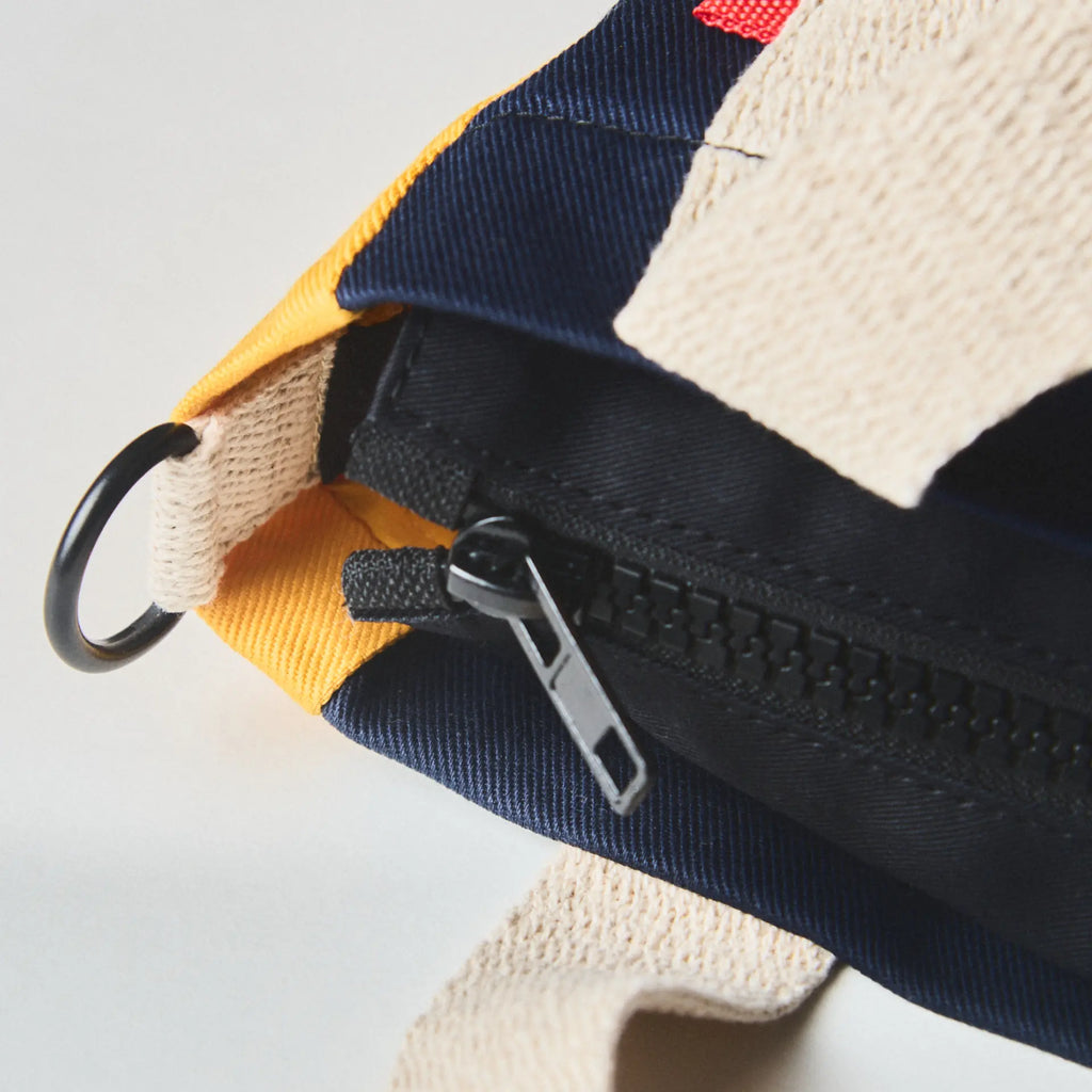 Mini Tote Bag Íconos ARV - Compacta, segura, icónica