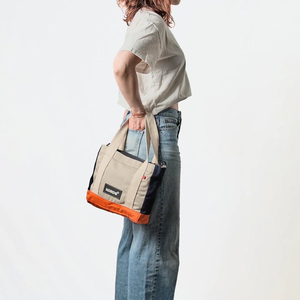 Mini Tote Bag Íconos BNA - Compacta, segura, icónica
