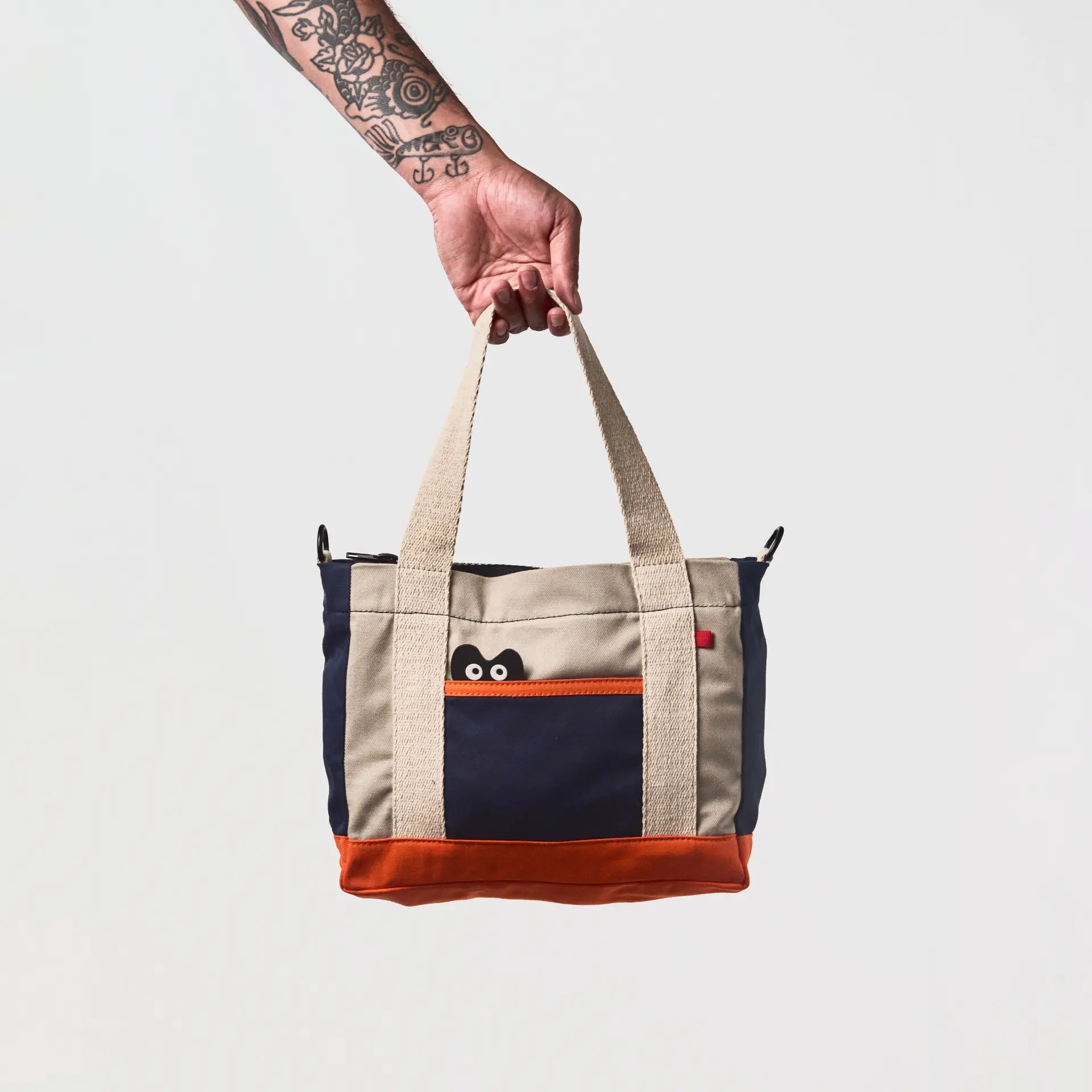Mini Tote Bag Íconos BNA - Compacta, segura, icónica