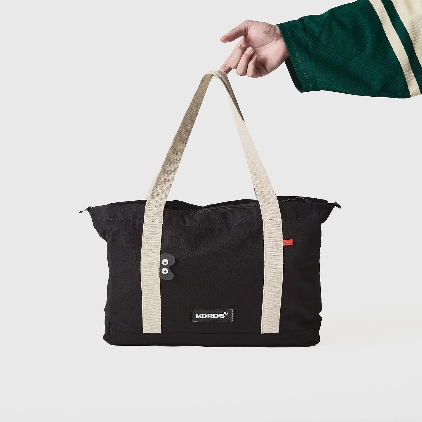 Tote Bag Esencial Zipper - Black - Cremallera y Protección
