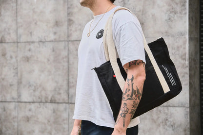 Tote Bag  Esencial Black - Para cualquier ocasión