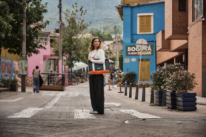 Tote Bag Íconos VRN - Organizada, segura, icónica