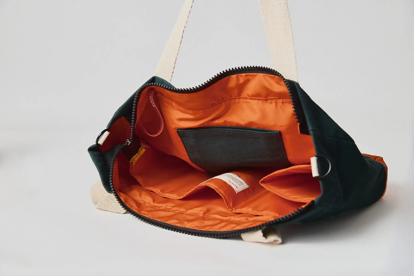 Tote Bag Íconos VRN - Organizada, segura, icónica